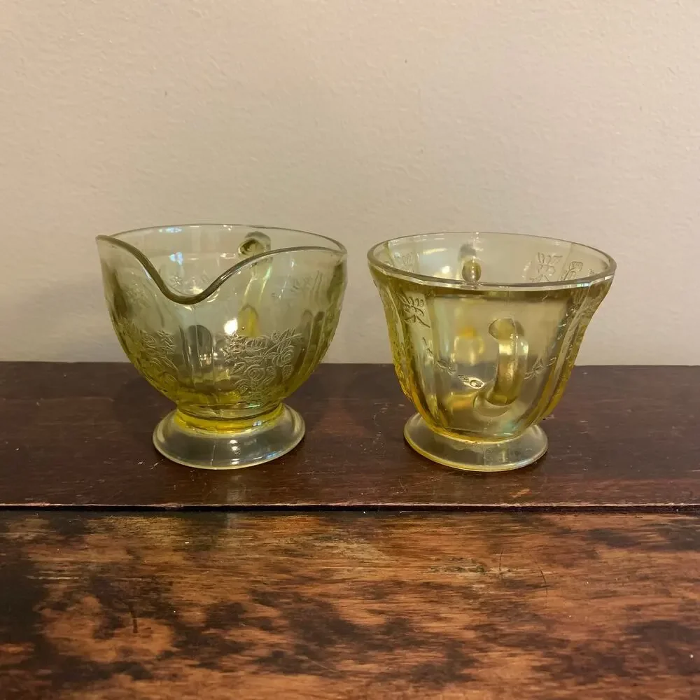 Depression Era Indiana Federal Glass mismatched creamer & sugar set yellow/amber